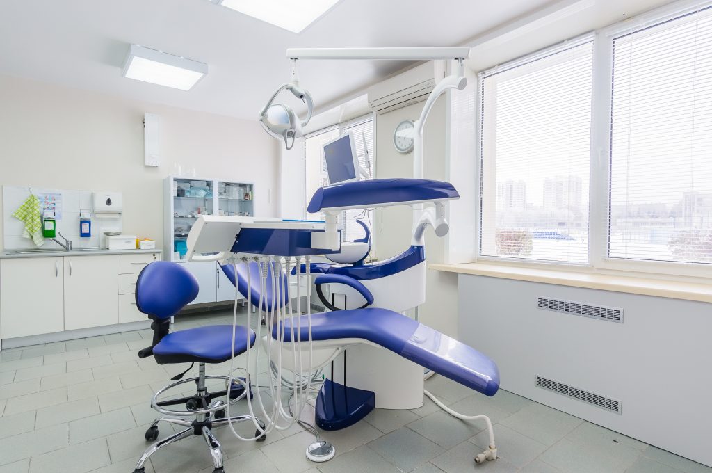 dental-room-with-chair-beech-house-dental-practice